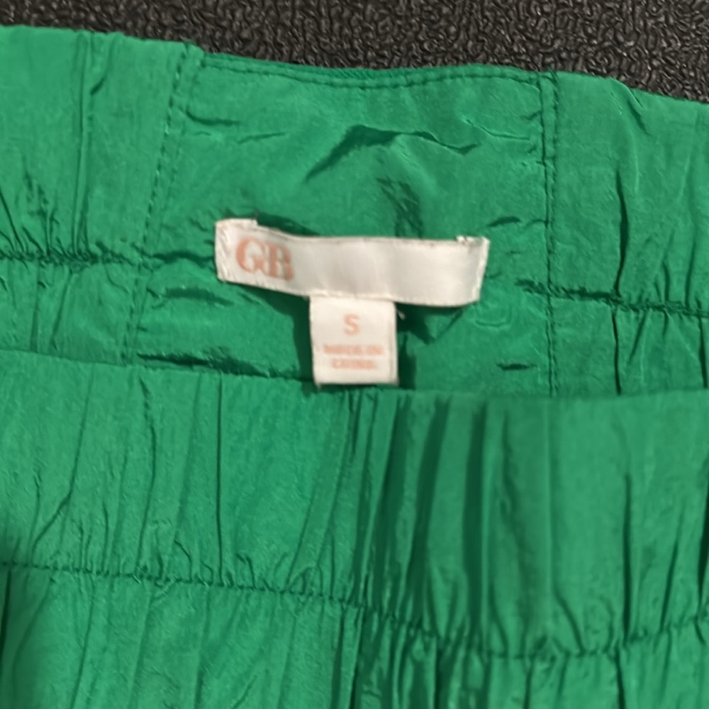 Shorts - Picture 5 of 6